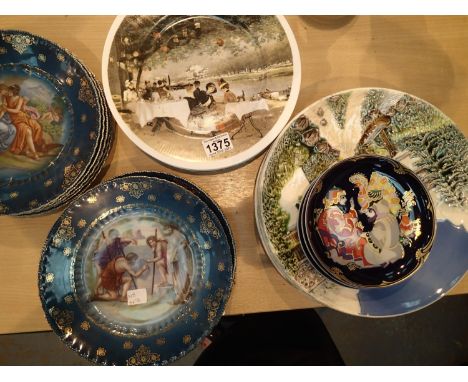 Collection of mixed ceramic cabinet plates. Not available for in-house P&amp;P, contact Paul O'Hea at Mailboxes on 01925 6591