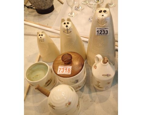 Four pieces of Aynsley tableware and three ceramic cats. Not available for in-house P&amp;P, contact Paul O'Hea at Mailboxes 