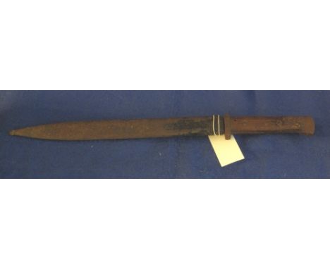 German World War One period bayonet, the fullered blade marked Sommerda and Erfyrt under a crown, the hilt with number R11.1,