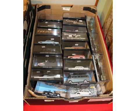 JAMES BOND CAR COLLECTION 007, approx 20 diecast scale models in acrylic presentation cases, vehicles from the James Bond ser