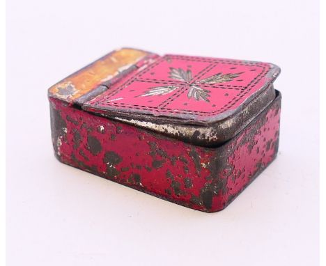 A Georgian metal snuff box. 2.5 cm x 1.75 cm.