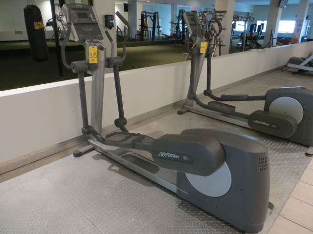 LIFE FITNESS 90X FIT STRIDE TOTAL BODY 