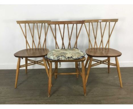 SET OF THREE MID CENTURY ERCOL 'CANDLESTICK' KITCHEN CHAIRS, model 376Qty: 3Single chairs watermarks to bottom of legs. Crayo