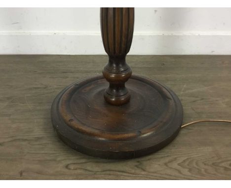 MAHOGANY FLOOR LAMP AND AN OAK GATE LEG TABLE, the table on barley twist supportsQty: 2