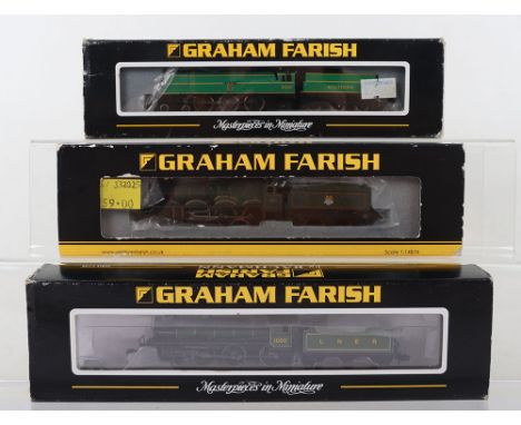Three Graham Farish N gauge locomotives, 372-275 West Country 4-6-2 Exeter and Southern tender, 372-075 Class B1 4-6-0 Spring