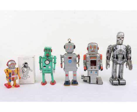 S.Y. Yoneya Japan Mechanical Walking Robot with Spark, lithographed tinplate body, fully working with spark, Approx H. 17cms,