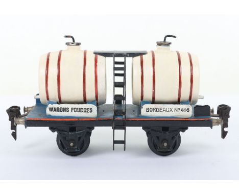 Markin 0 gauge double barrel wine wagon, hand painted blue wagon with white barrels, ladders and ‘Wagons Foundres’ and ‘Borde