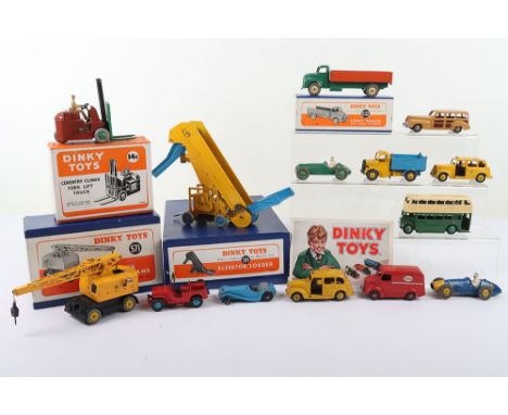 Collection of various Dinky toys, boxed 532 Comet wagon 14c Coventry Climax Fork lift truck, 571 Coles Mobile crane, 564 Elev