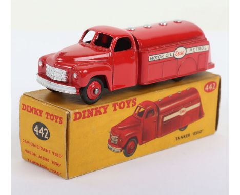 Dinky Toys 441 Studebaker Tanker ‘Esso’ red body/wheel hubs ‘ Esso Motor Oil Petrol’ transfer, in near mint bright original c