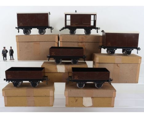 Bassett-Lowke boxed 0 gauge rolling stock, three 1352 LMS open wagons, two 1370 LMS covered wagons, 1360 LMS Goods Brake van 