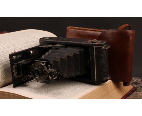 A Kodak No. 1A Autographic Junior camera, 1914-1927; leather carrying hardcase initialled F.S.A.D. 
