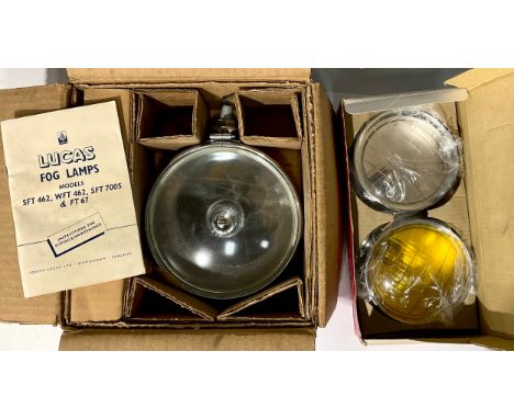 Automobilia - a Lucas Driving Lamp spot lamp, SLR/700S/12V, boxed; a Binatone Auto Fog &amp; Spot Lamp Set, No.07/078, boxed 