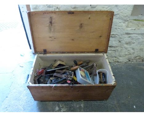 A trunk of mainly woodworking tools