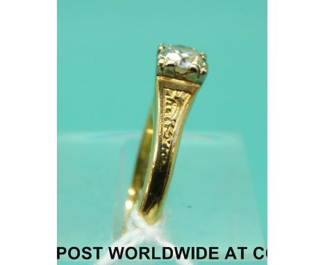 An 18ct gold ring set with a diamond of approximately 0.3ct (size K)