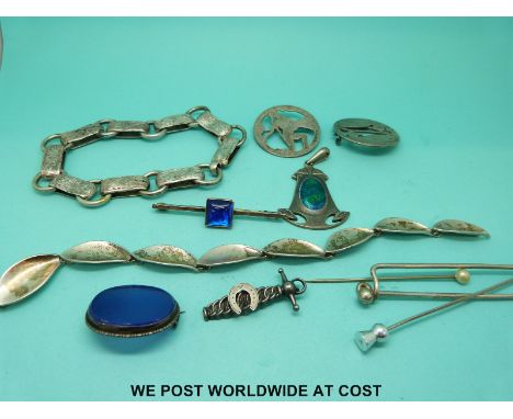 Silver jewellery to include a hallmarked silver pendant set with enamel by William Hasler for Liberty, hallmarked silver broo
