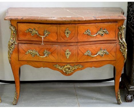 A FRENCH KINGWOOD AND TULIPWOOD&nbsp; COMMODE, EARLY 20TH C, IN LOUIS XV STYLE WITH MARBLE SLAB AND FLORAL MARQUETRY TO THE S
