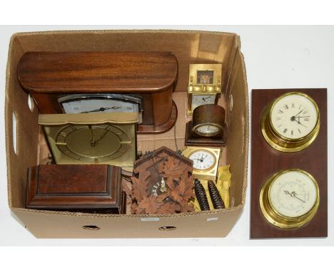 A WALNUT MANTEL TIMEPIECE, A SMITHS BRASS MANTEL TIMEPIECE, A REPRODUCTION BRASS CARRIAGE CLOCK, ETCCondition report  Mostly 