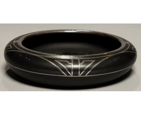 AN ART DECO SILVER DEPOSIT ETCHED BLACK GLASS SHALLOW BOWL, PROBABLY 1930S, 18.5CM DIAM Condition report  &nbsp;A few light s