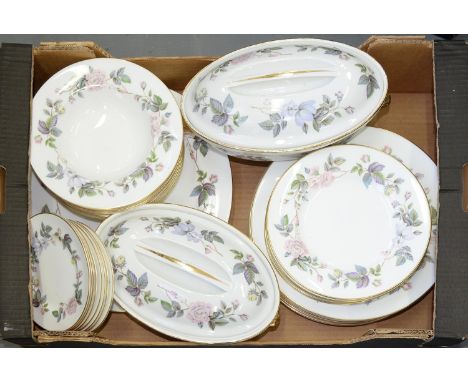 A ROYAL WORCESTER BONE CHINA JUNE GARLAND PATTERN DINNER SERVICE, PRINTED MARK Condition report  &nbsp;Good condition