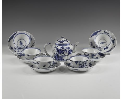 Kangxi Period, Late 17th century AD. A group of blue and white glazed ceramic tableware comprising: a teapot with domed lid, 