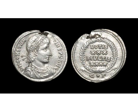 351-355 AD. Constantinople mint. Obv: DN CONSTAN-TIVS PF AVG legend with pearl-diademed, draped, cuirassed bust right. Rev: V