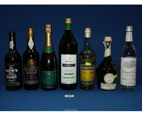 A quantity of bottles of alcohol to include: Cava Reserva, D'Oliveiras Madeira, D.O.M. Benedictine liquor, Grappa Veneta Spir
