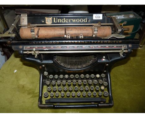 An early 1900 "Underwood Standard" typewriter.