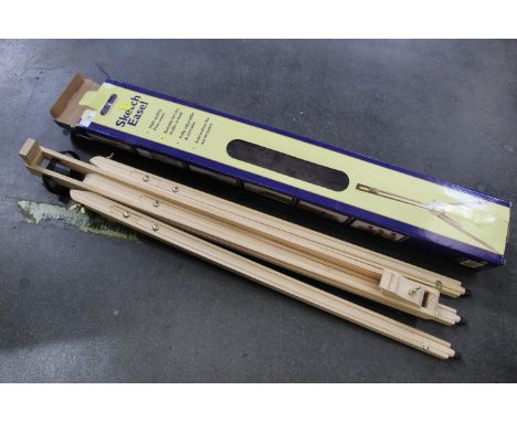 Boxed sketch easel