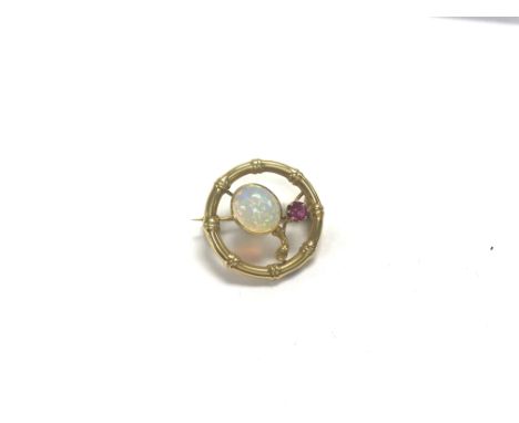 A 15ct Opal brooch approx 3.73 grams.