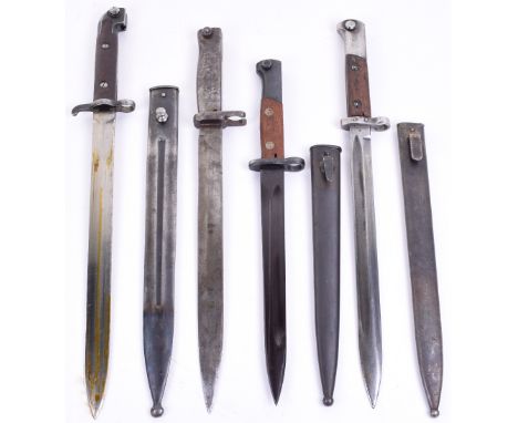 Great War Imperial German Ersatz Bayonet, being an all steel example with mostly single edged blade measuring 30cm in length.