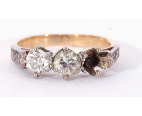 Antique two-stone diamond ring featuring two round old cut diamonds (one missing) of 0.20ct each approx, having small diamond