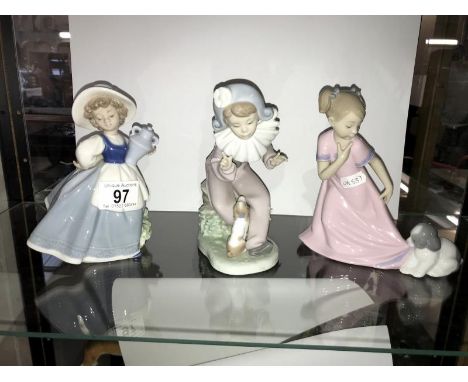 3 Nao figures