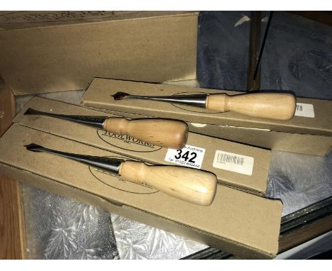 3 Lie Nielsen boxed (2 as new) Fishtail Chisel 1/2 x2, 3/8 x1