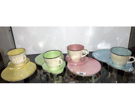 4 Mailing sandwich plates with cups*CONDITION REPORT*No chips or cracks.Minor wear to some gilding.Minor wear to base of some