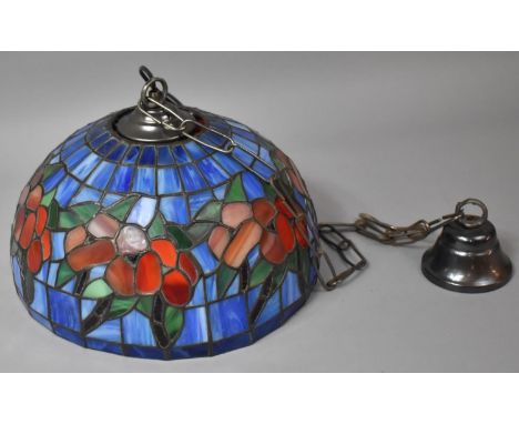 A Reproduction Tiffany Style Ceiling Hanging Light Fitting with Floral Shade, 30cm diameter 