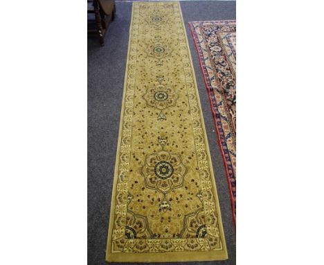 A contemporary 'Heritage' runner in tones of light beige and ivory 330cm x 67cm 