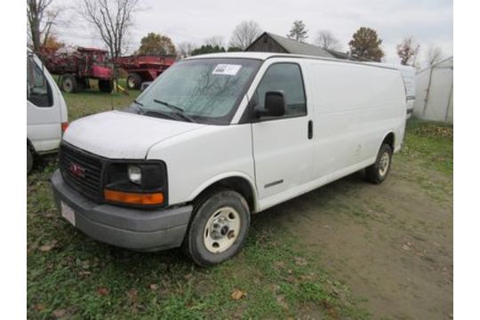 2004 gmc savana 2500