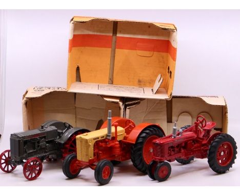 ERTL: A collection of three boxed ERTL Tractors to comprise: Case L Tractor, Case 600 Tractor and Farmall H, 1/16 Scale. Vehi