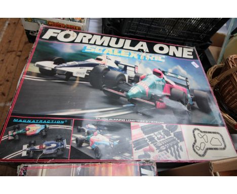 Vintage boxed Scalextric Formula 1 set, track and two cars 