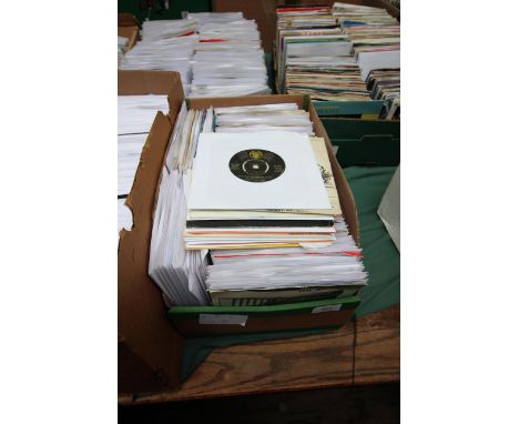 Box of 1970's 45 rpm of approx 100 records with artists from J to K to include Michael Jackson, Judge Dread, large selection 