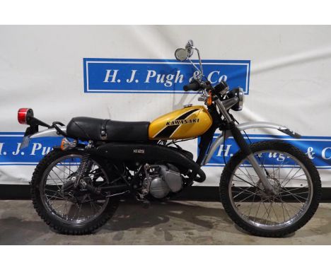 Kawasaki KE125 motorcycle, 1977. 124ccFrame no. K1-043476Engine no. K1E044514Runs and rides, NOS petrol tank and side panel, 