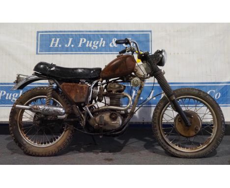 BSA B44 Victor motorcycle. 1970. Frame No. PC8320B44VS. Engine No.  PC8320B44VS. C/w Nova docs 