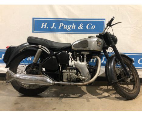 Velocette MAC Motorcycle. 1958. 350cc. Engine No. MAC 25332.Good compression. MOT until 8/5/23Reg. 620 XVU. V5 