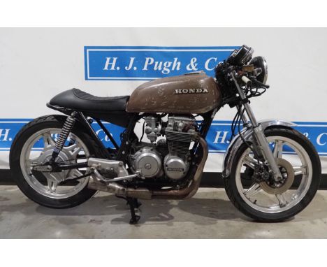 Honda CB 650Z motorcycle. 1981 Unfinished bobber project, engine and gears all working fine when project was started, V5. Reg