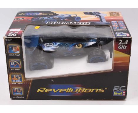 A Boxed Revell 1/18 Scale Modern Issue Remote Control Blue Mantis