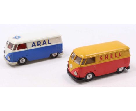 A Gama No. 955 Volkswagen panel van group to include a Shell yellow &amp; red example with spun hubs, together with an Aral o