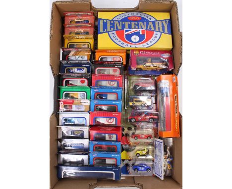 One tray containing a quantity of mainly Matchbox and similar scale American Football, University Football, and Soccer relate