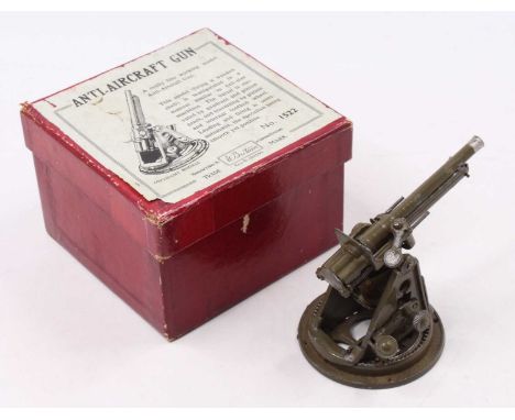 Britains No. 1522 Anti aircraft gun comprising of military drab green body with silver detailing in the original light blue l