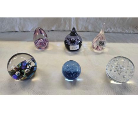 SET OF 6 GLASS PATTERNED PAPERWEIGHTS INCL; CAITHNESS & SELKIRK