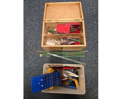 CARTON OF VINTAGE MECCANO